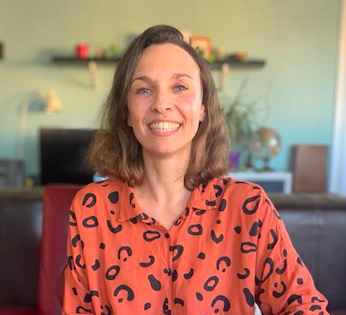 Julie Lecomte Online French teacher 